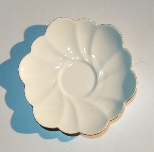 Vintage scalloped bone - vintage,