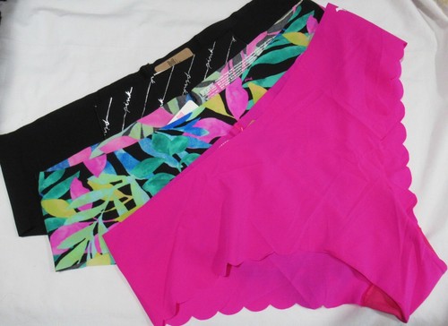 Pink victoria secret - by,