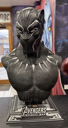 Queen studios bust black - bust,