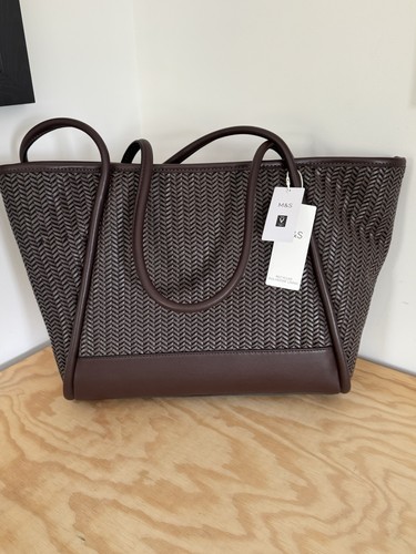 Marks spencer brown - spencer,