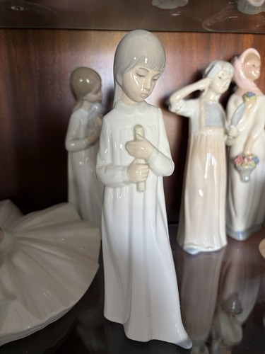 Zaphir vintage girl - (lladro),