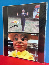 LES CLARK Doctor WHO STUNTMAN Genuine Authentic In-Person Signed 10x8 PHOTO COA