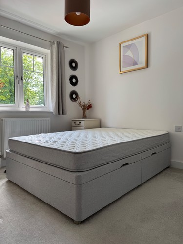 Ottoman double bed with - ottoman,