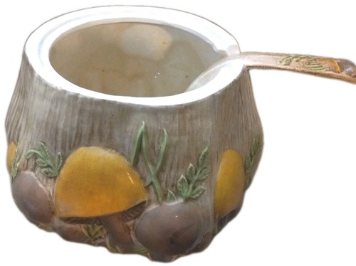 Vintage arnels mushroom - arnels, soup