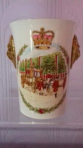 Caverswall lionhead beaker - lionhead,