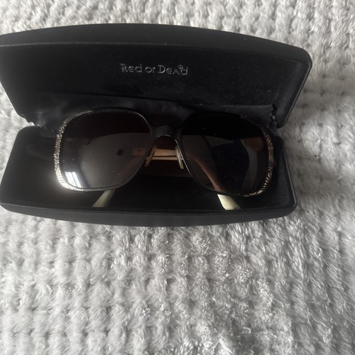 Red dead glasses - dead,