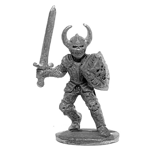 Armoured knight with skull - with,