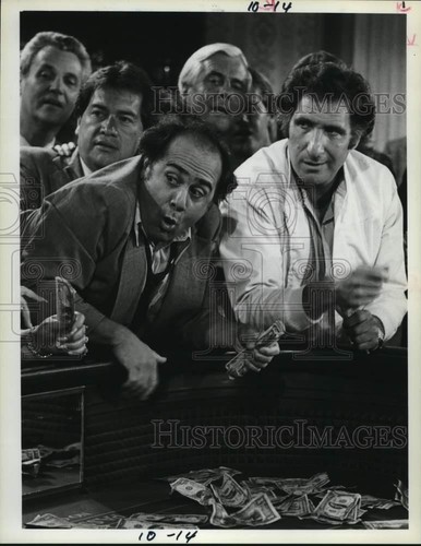 1982 press photo - photo, de