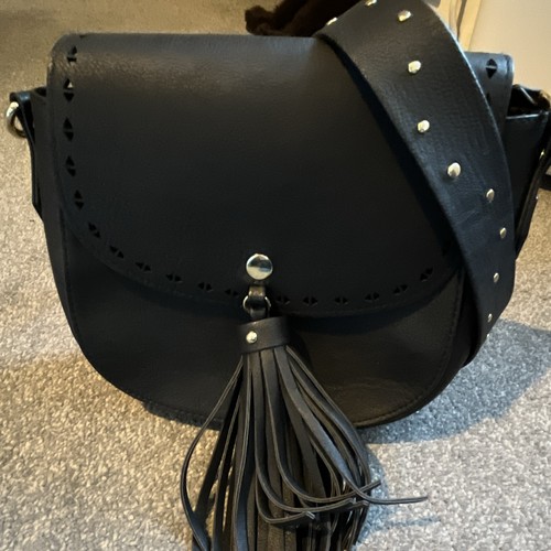 Divided black faux leather - black,