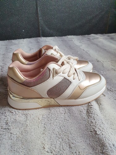 Guess womens trainers - ,