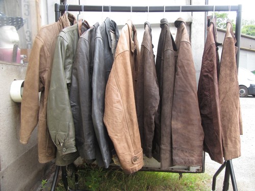 Job lot leather - lot,