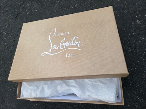 Christian louboutin empty shoe - christian,