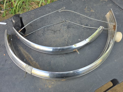 Rare ribbed stainless - 20",