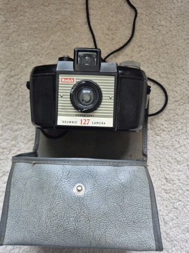 Kodak brownie 127 - 127, vintage