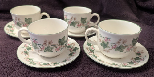 Set royal doulton - of,