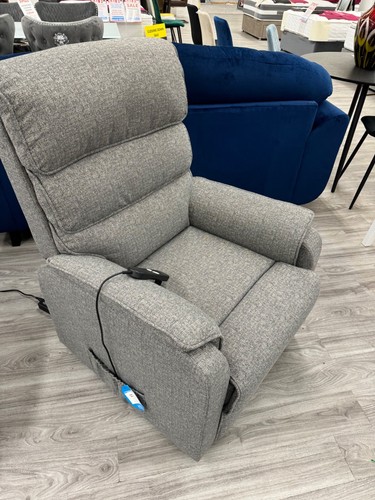 Dual motor riser and recliner