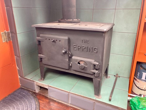 Epping stove traditional back - epping,