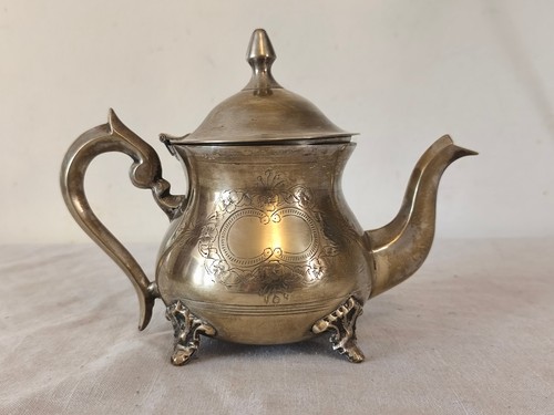 Vintage silver plated tea - silver, pot