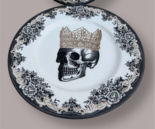 1x Royal Stafford Floral Skull