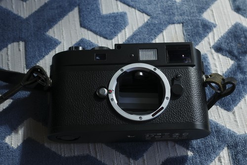 Leica monochrome - leica,