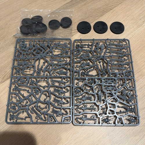 Necron warriors scarabs - warriors,