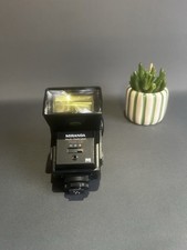 Miranda 700 CD Multi-Dedicated Flash Gun – Vintage Hot Shoe Flash –Working