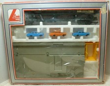 Lima OO Gauge Automatic Car Unloader Set Motorail - Road Rail - Boxed