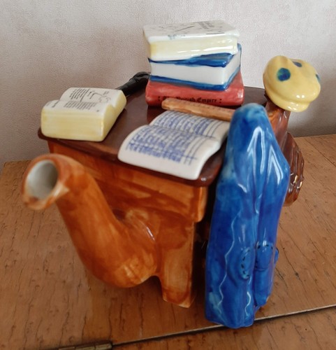 Tony carter novelty - carter, teapot
