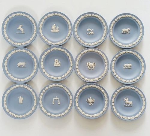 Wedgwood blue jasper pin - blue,
