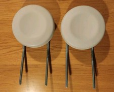 2 X Fiat 500 2008 - 2015 Front seat cream headrests