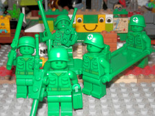 Lego Toy Story Minifigures - Green Army Man x 5 + Accessories, Lego mini figures