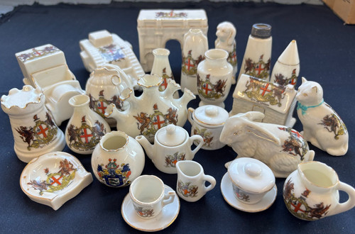 Collection crested china 22 - china,