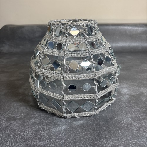 Silver lampshade features - silver,