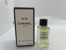 Chanel No 19 Eau de Toilette