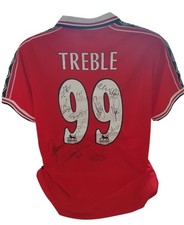 Manchester United 1999 Shirt Signed By  13 Players.