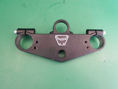 Triumph top yoke 750 900 - triumph,