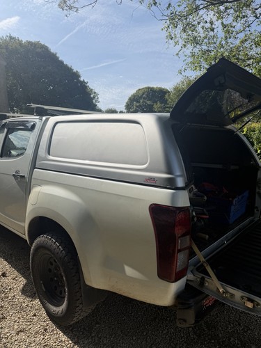 Silver dmax 2014 pick - silver,