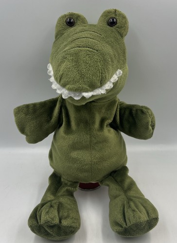 Bambia crocodile croc - crocodile, hand
