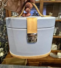 Small vanity case with key - small,