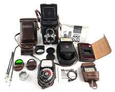 YASHICA 635 TLR Medium Format Camera + Extras