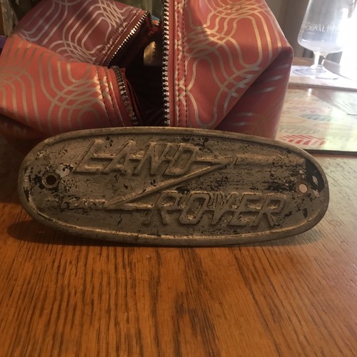 Land rover series - rover, badge