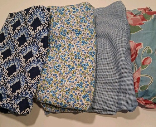 Vintage aprons lot - aprons,