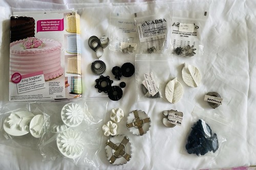 Sugarcraft job lot cake - lot.,