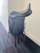 17.5” MDS Kent & Masters Adjustable Dressage Saddle