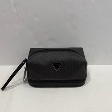 GUESS Junction Travel Makeup