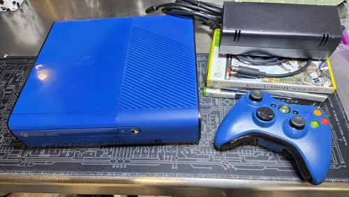 Xbox 360 blue - 360,
