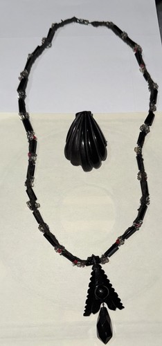 Victorian whitby jet pendant - victorian,