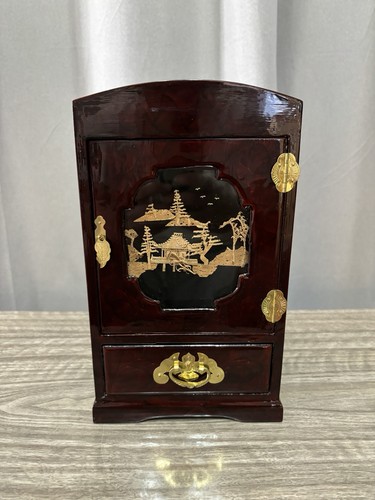 Vintage oriental lacquered - oriental,