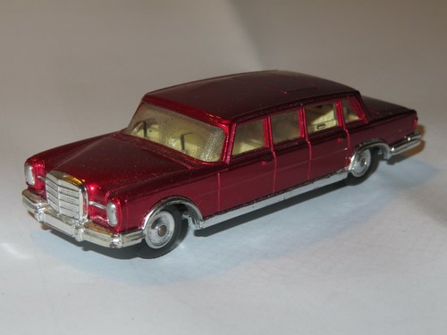 Mercedes 600 coach mobile - 600,