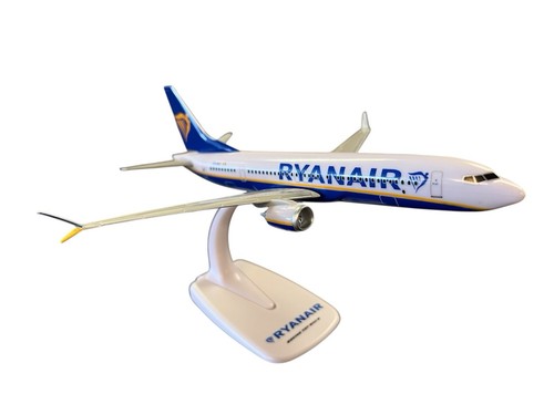 Ryanair boeing 737 800 - ryanair,